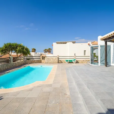 Lobos With Private Pool Villa *